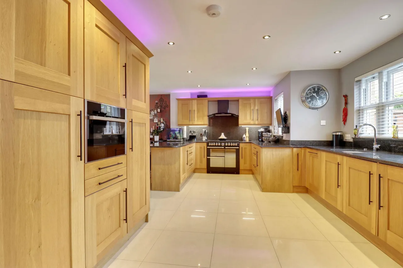 High Wych Road, Sawbridgeworth, CM21, photo 4