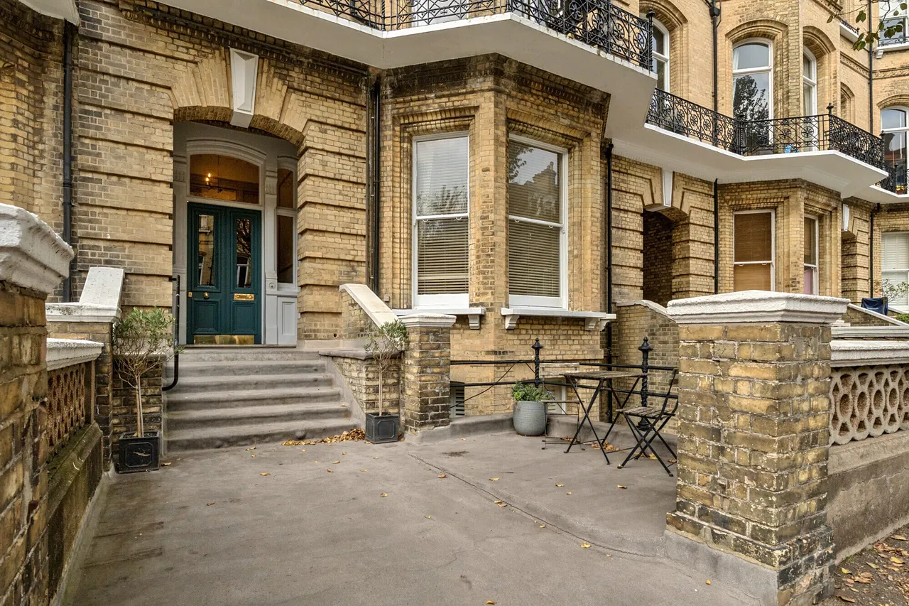 First Avenue, Hove, BN3, photo 4
