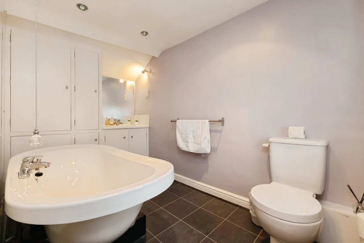 High Street, YARM, TS15, photo 11