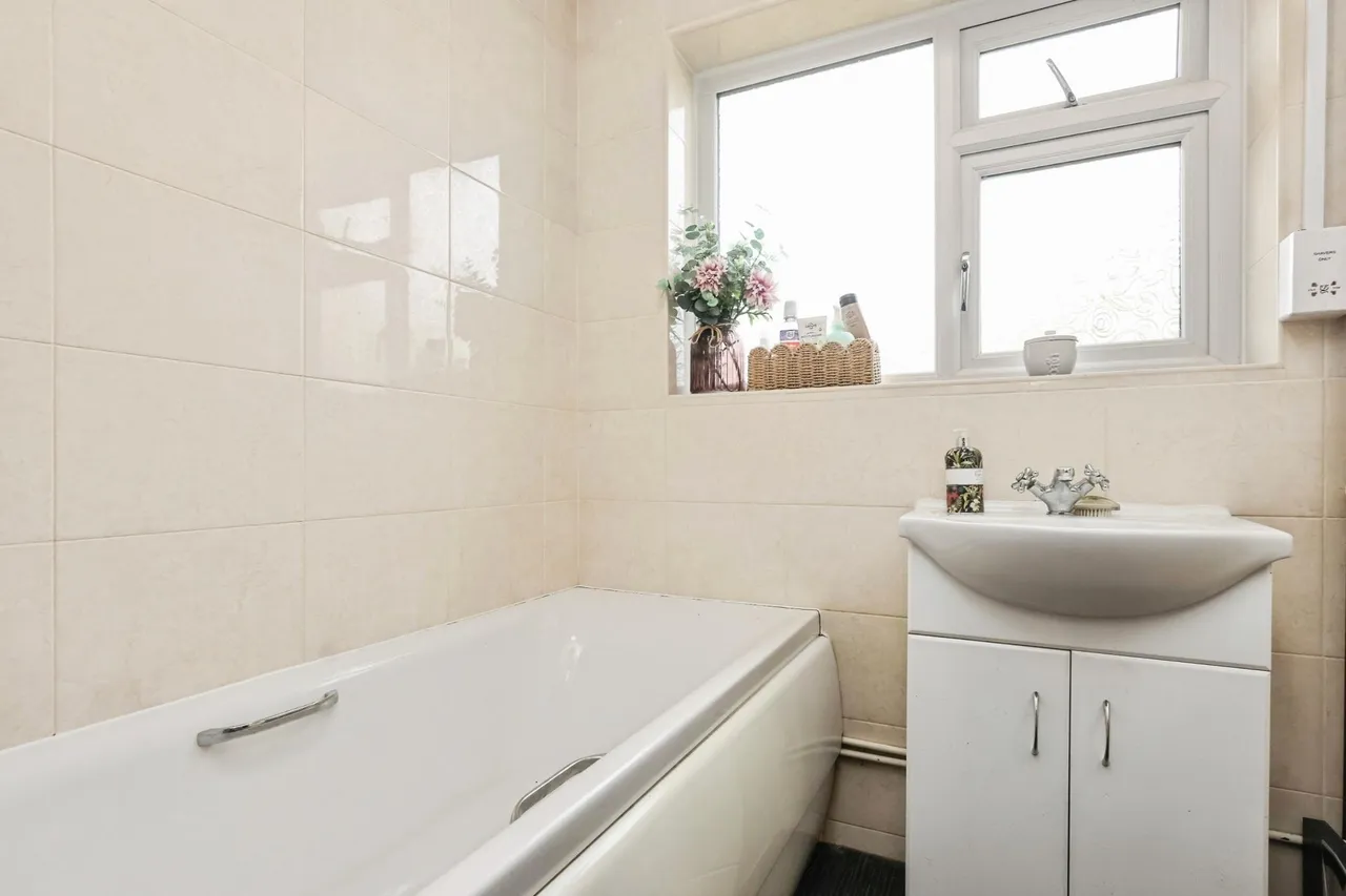Charles Way, Malvern, WR14, photo 15