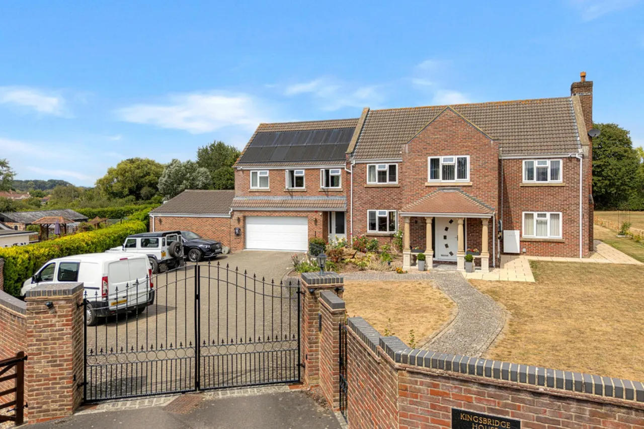 Norleaze, Heywood, photo 4