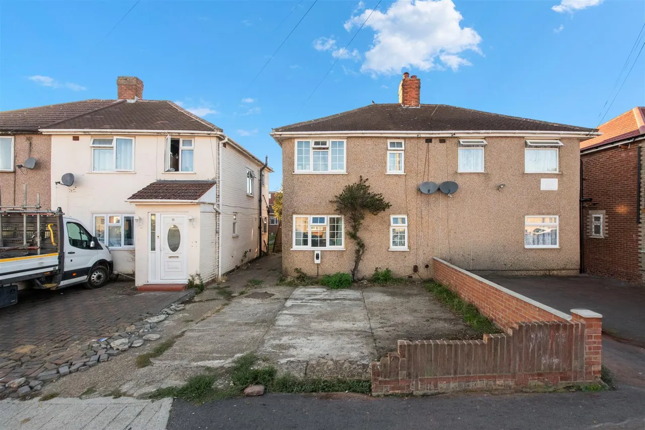 Raleigh Avenue, Hayes, photo 13