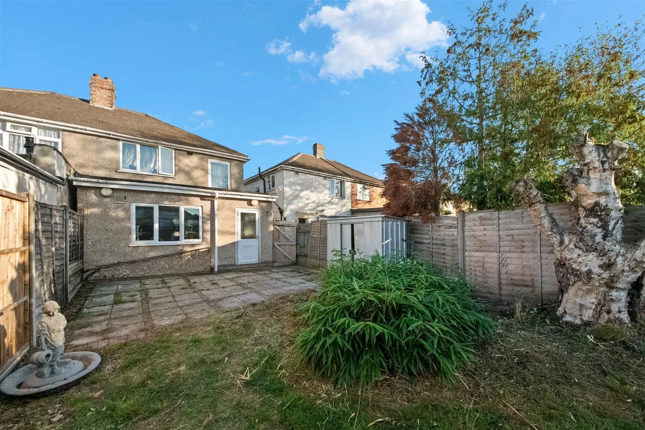 Raleigh Avenue, Hayes, photo 5