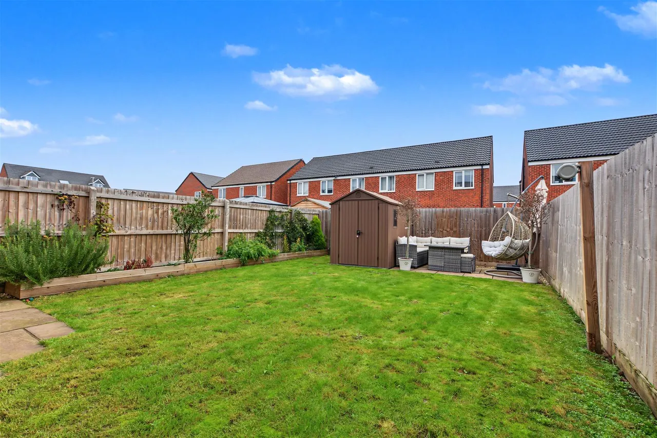 Ruddy Road, Burton Joyce, NG14, photo 8