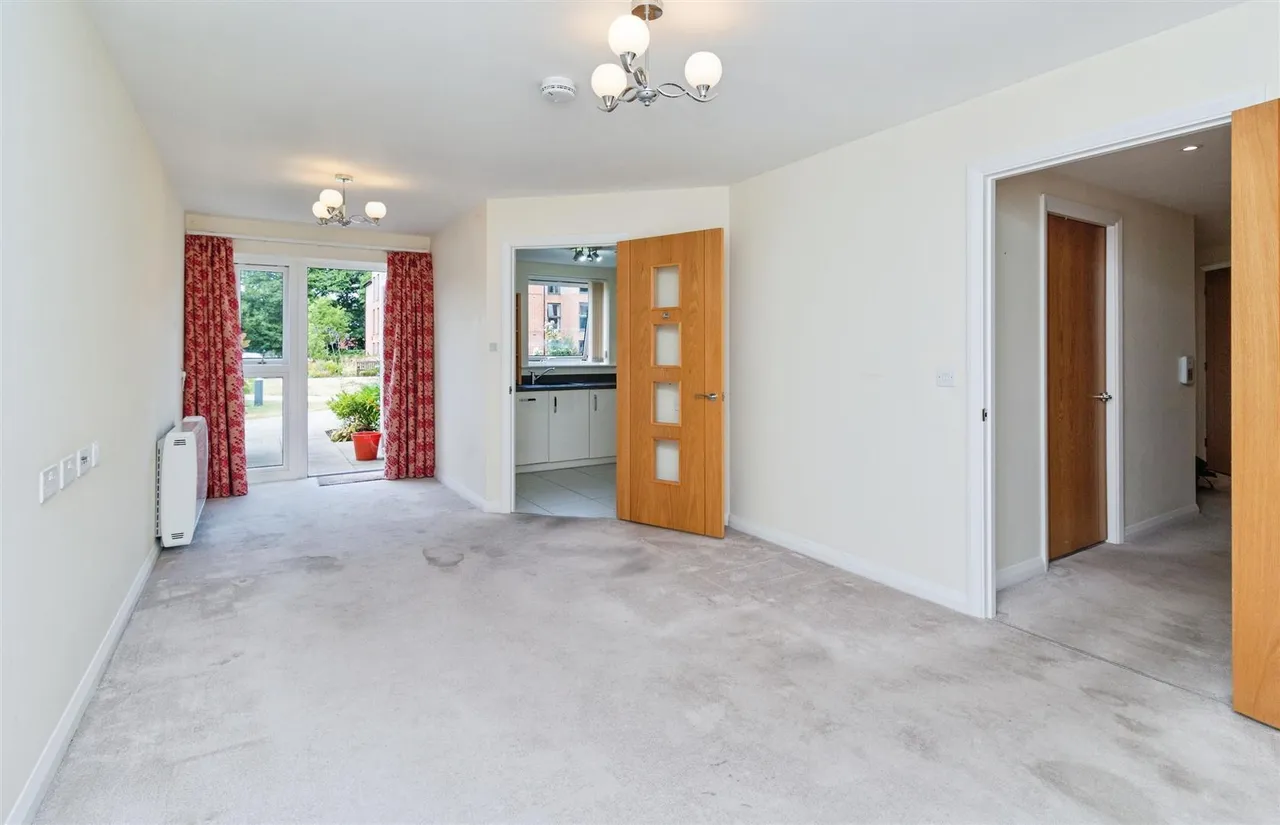 Kingsway, Stafford, ST16, photo 2