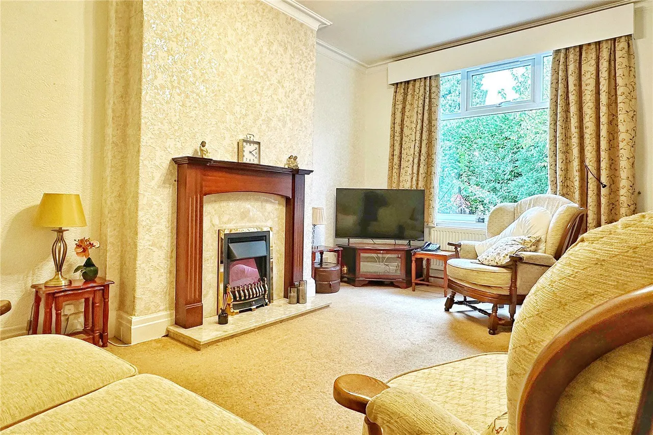 Lyndhurst Avenue, Ashton-under-Lyne, OL6, photo 8