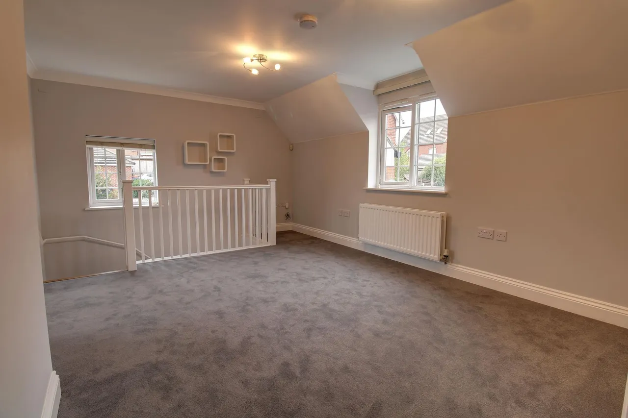 Guillemot Close, Stowmarket, IP14, photo 5
