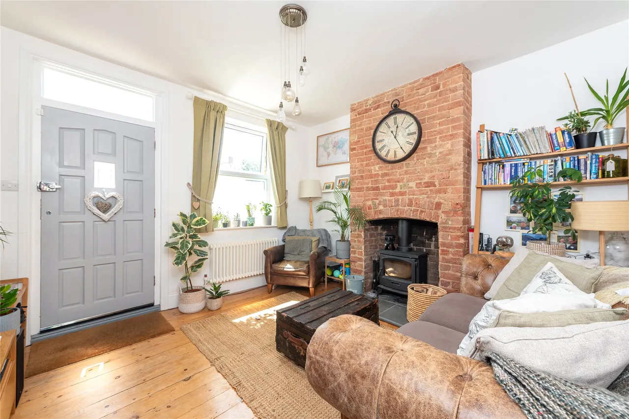 Chapel Street, Woburn Sands, MK17, photo 2