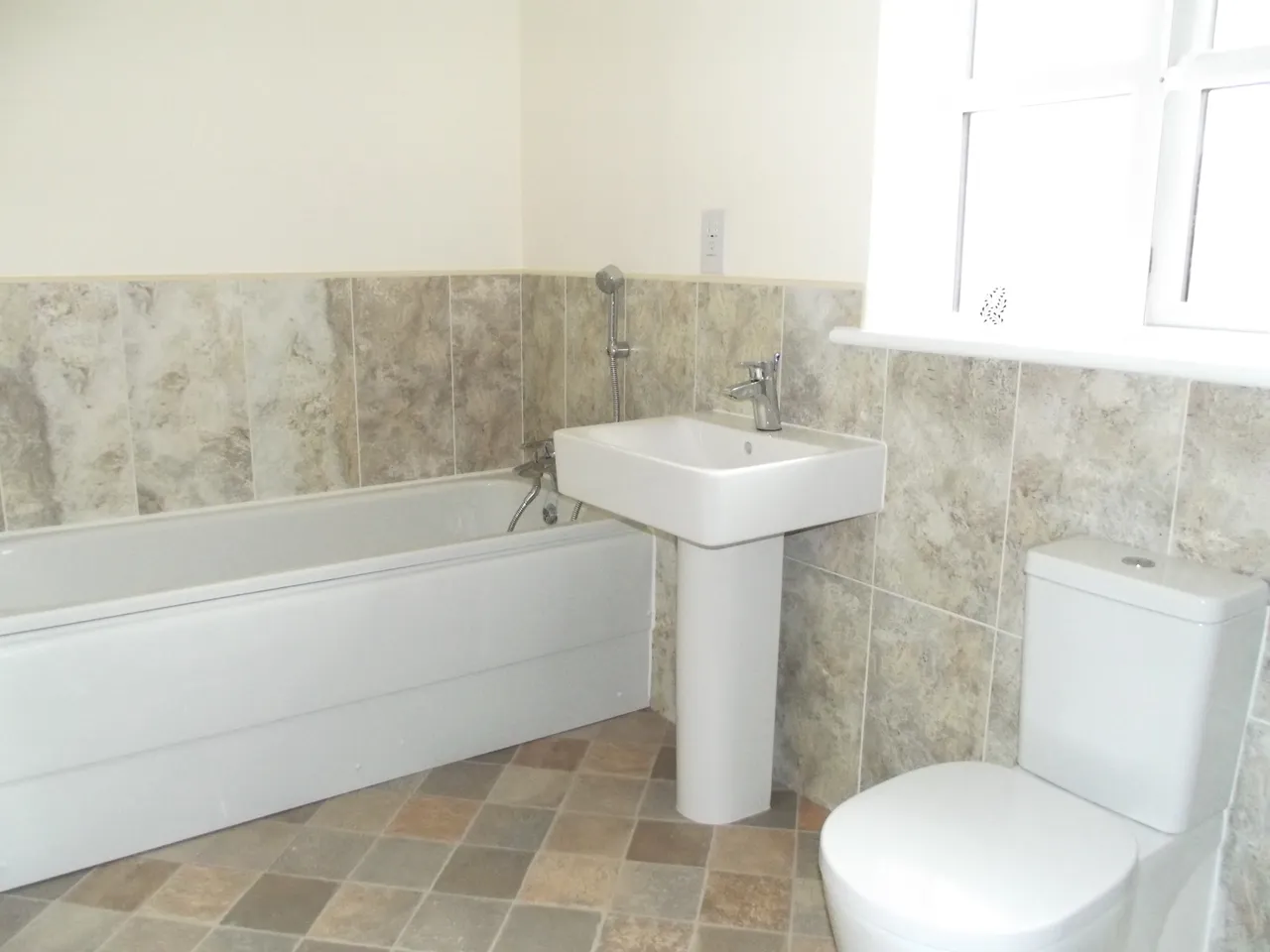 Castle Howard Court, Spennymoor, DL16 7GJ, photo 2