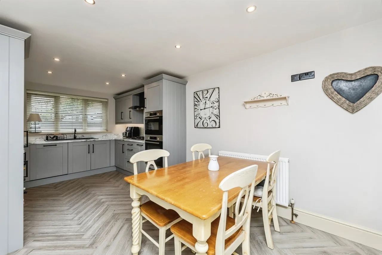 Orchard Court, Badsworth, WF9, photo 15