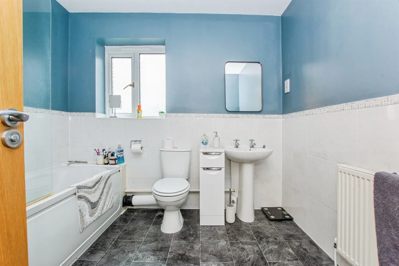 Beechings Close, Wisbech St. Mary, PE13, photo 13