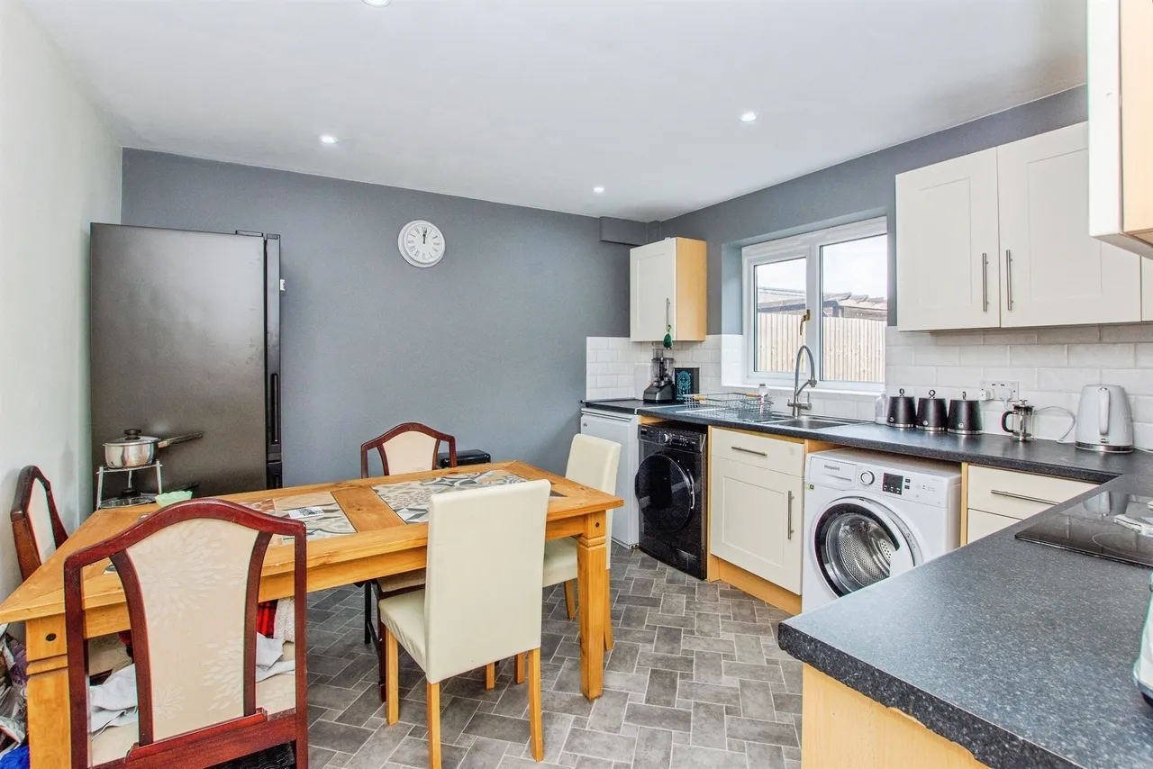 Beechings Close, Wisbech St. Mary, PE13, photo 6