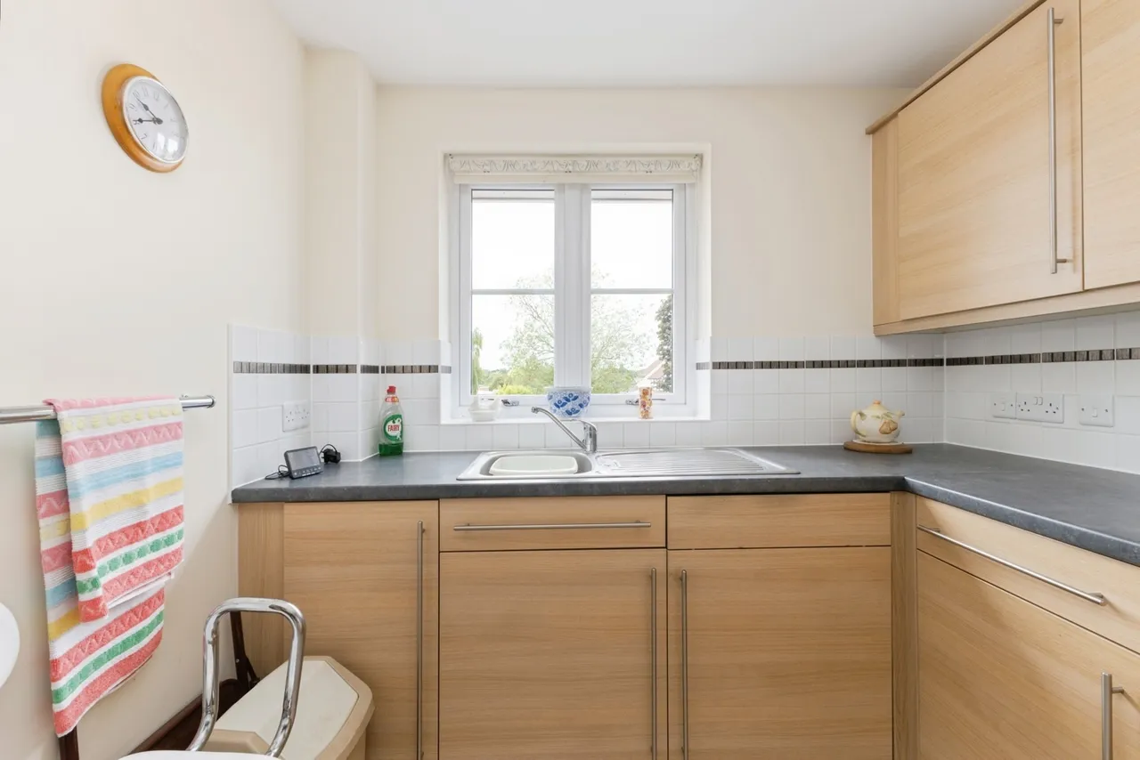 Queens Road, Attleborough, Norfolk, NR17, photo 4