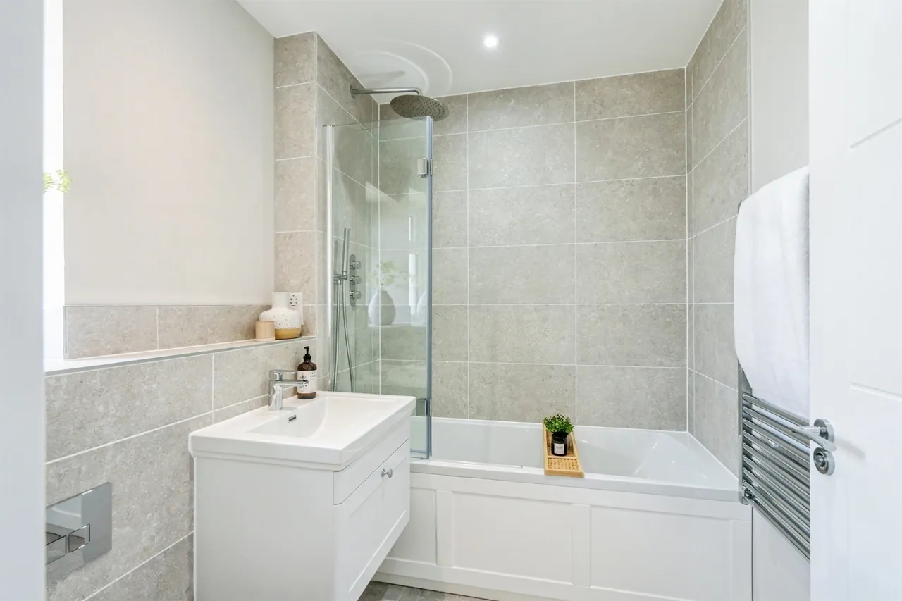 Arundel Road, Fontwell, photo 6