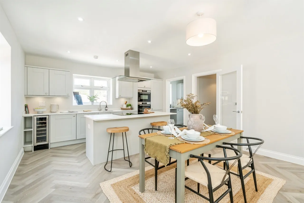 Arundel Road, Fontwell, photo 10