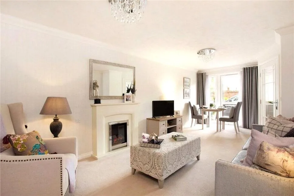 Wratten Road West, Hitchin, Hertfordshire, SG5, photo 3