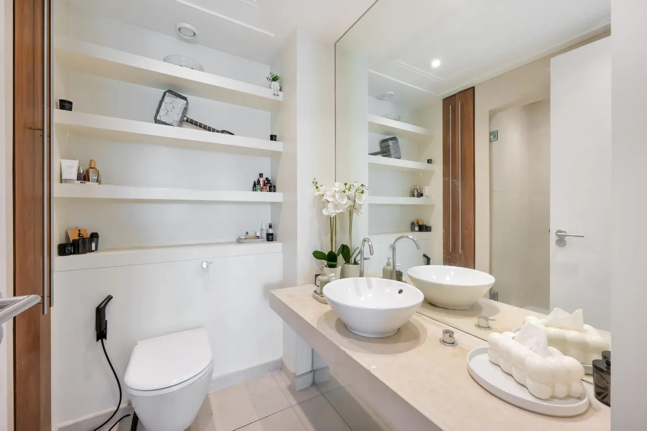 Fairmont Avenue, E14, photo 9