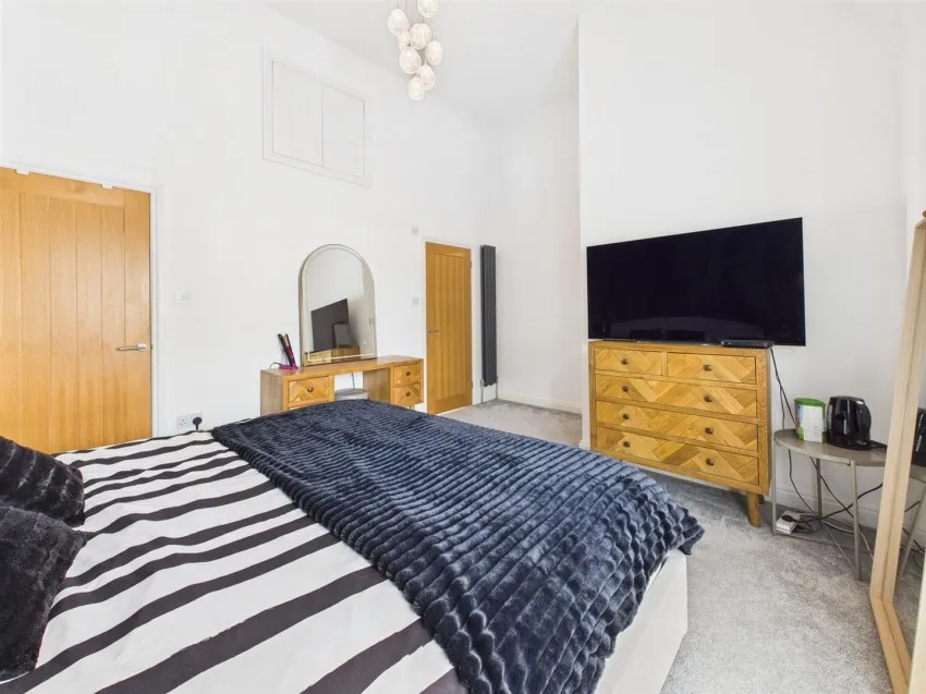 Naas Lane, Quedgeley, photo 18