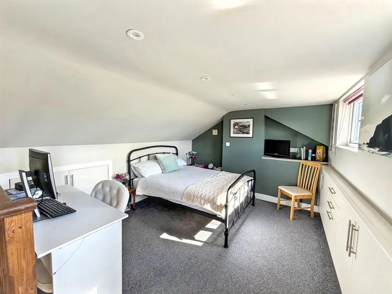 Hayhills Road, Silsden, BD20 9NE, photo 11