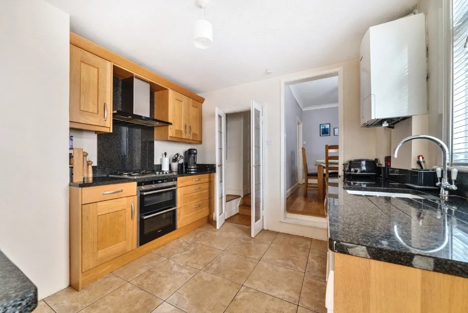 Izane Road, Kent, DA6, photo 13