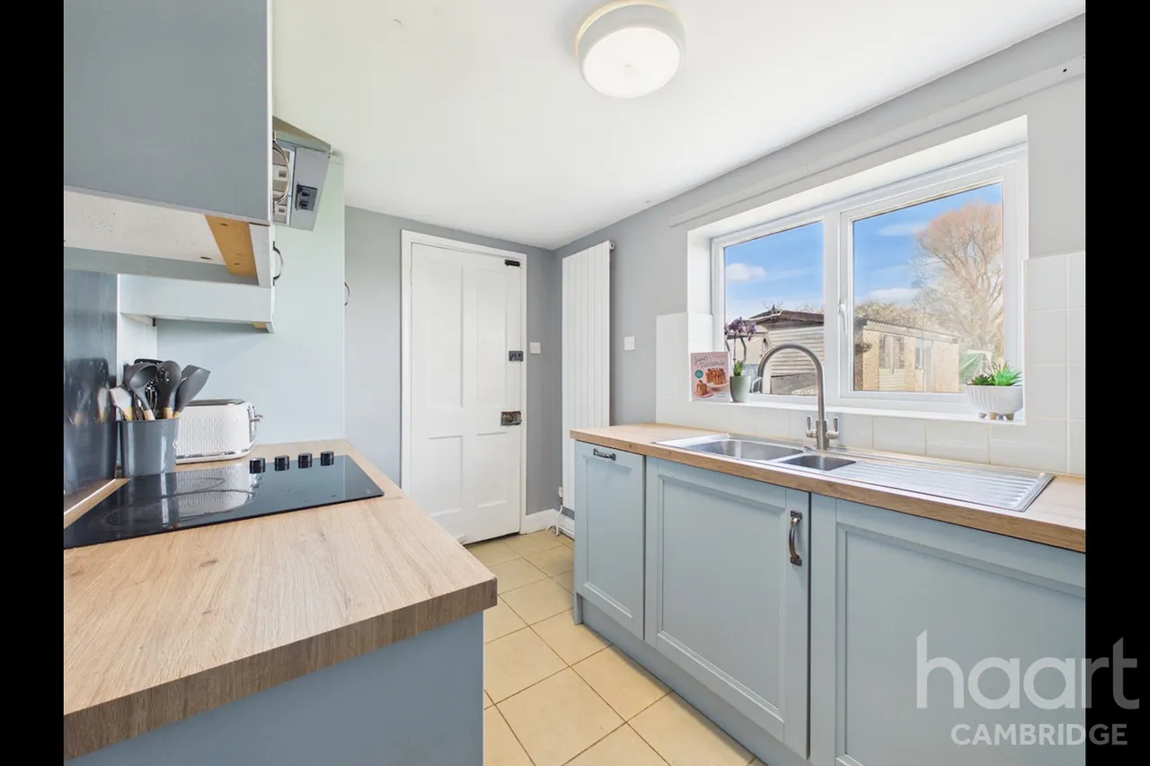 Cambridge Road, Barton, CB23, photo 6
