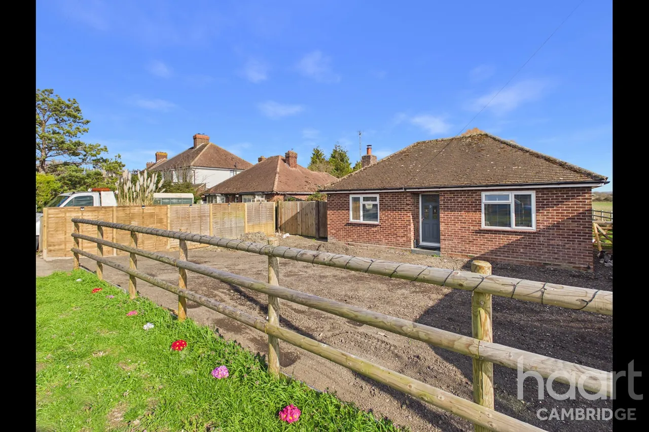 3 bed house for sale, Cambridge Road, Barton, CB23