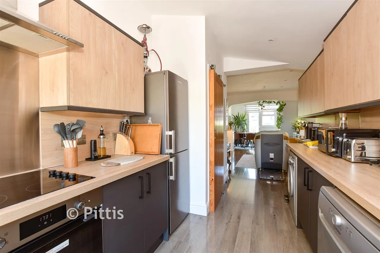 Lanes End, Totland Bay, PO39, photo 8