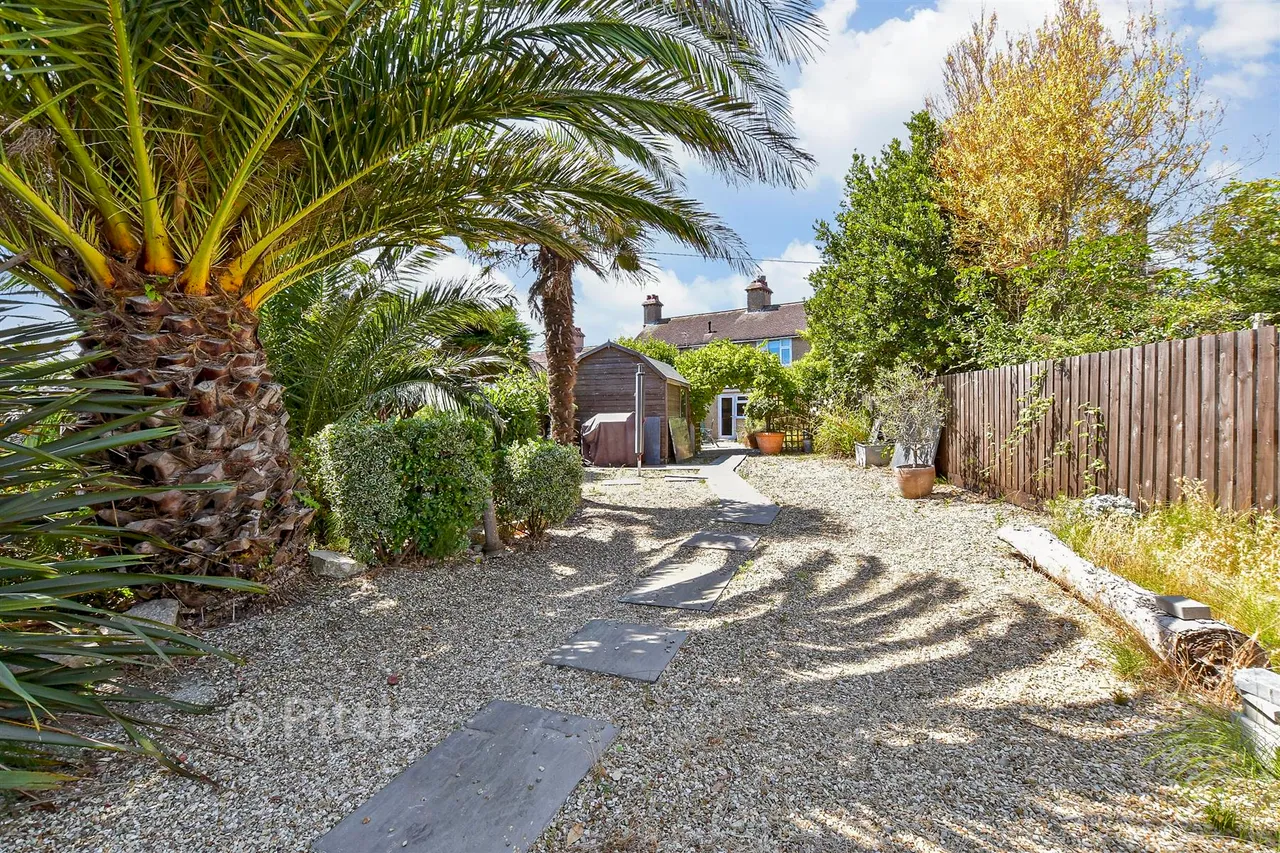 Lanes End, Totland Bay, PO39, photo 3