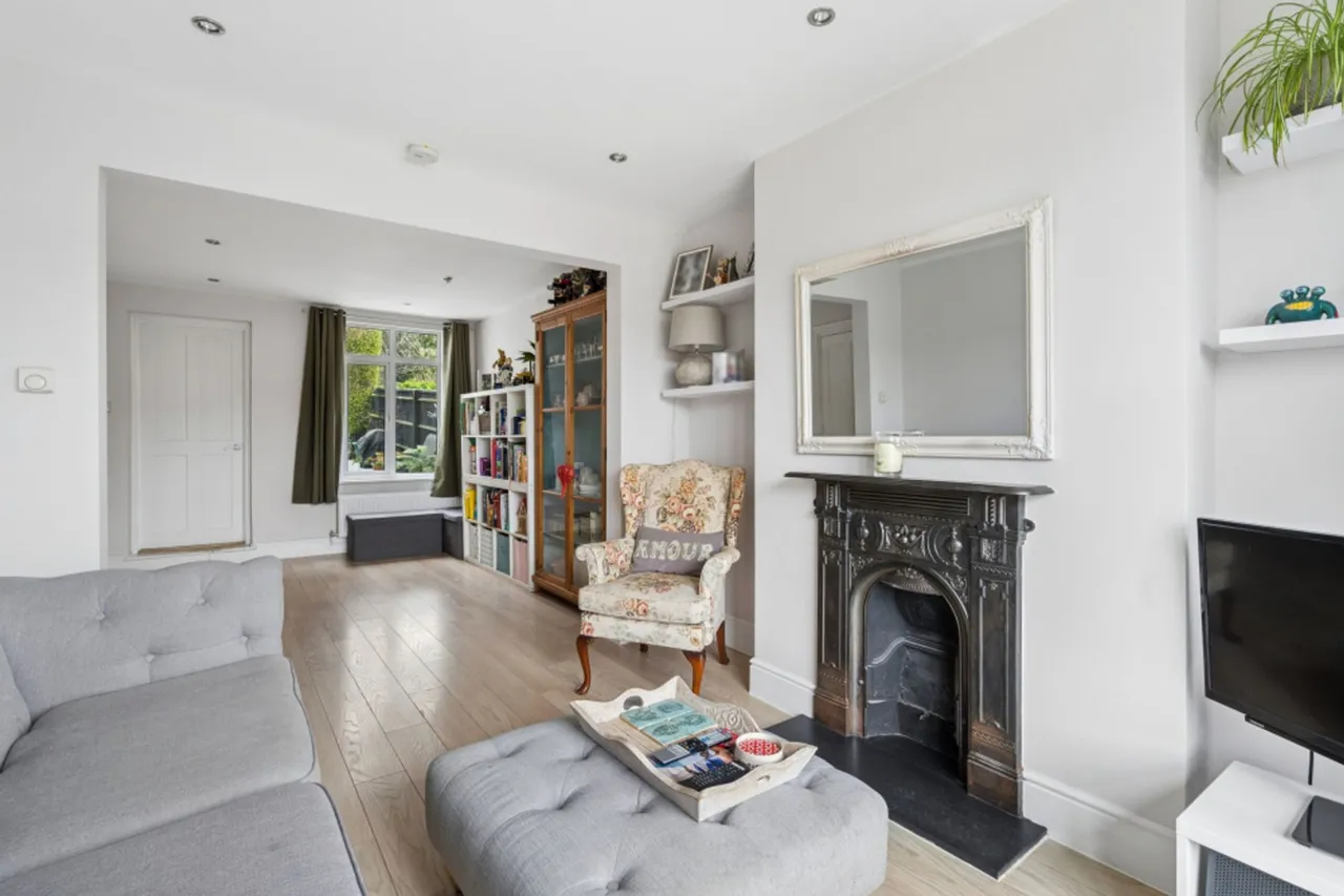 London Road, High Wycombe, HP11, photo 13