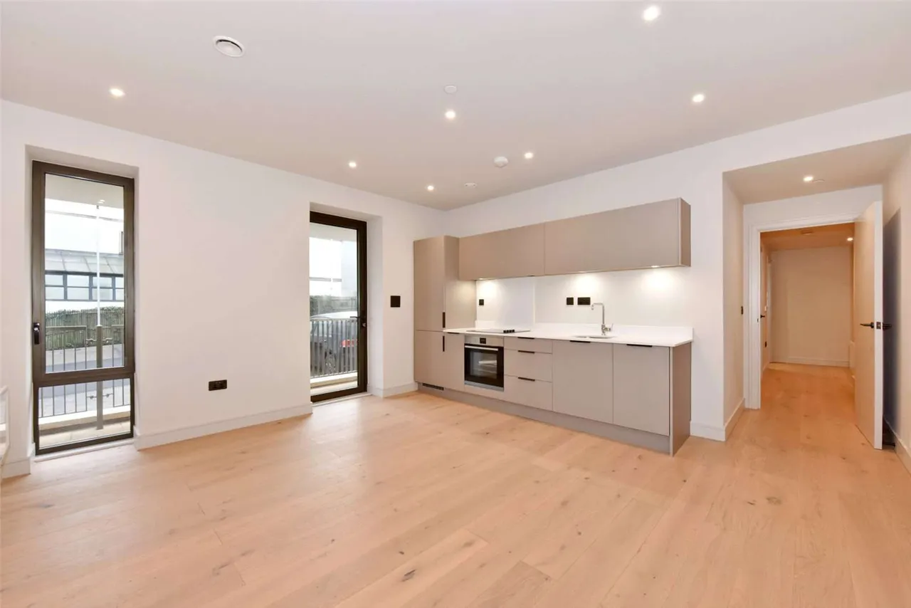 St. Georges Road, Cheltenham, GL50, photo 3