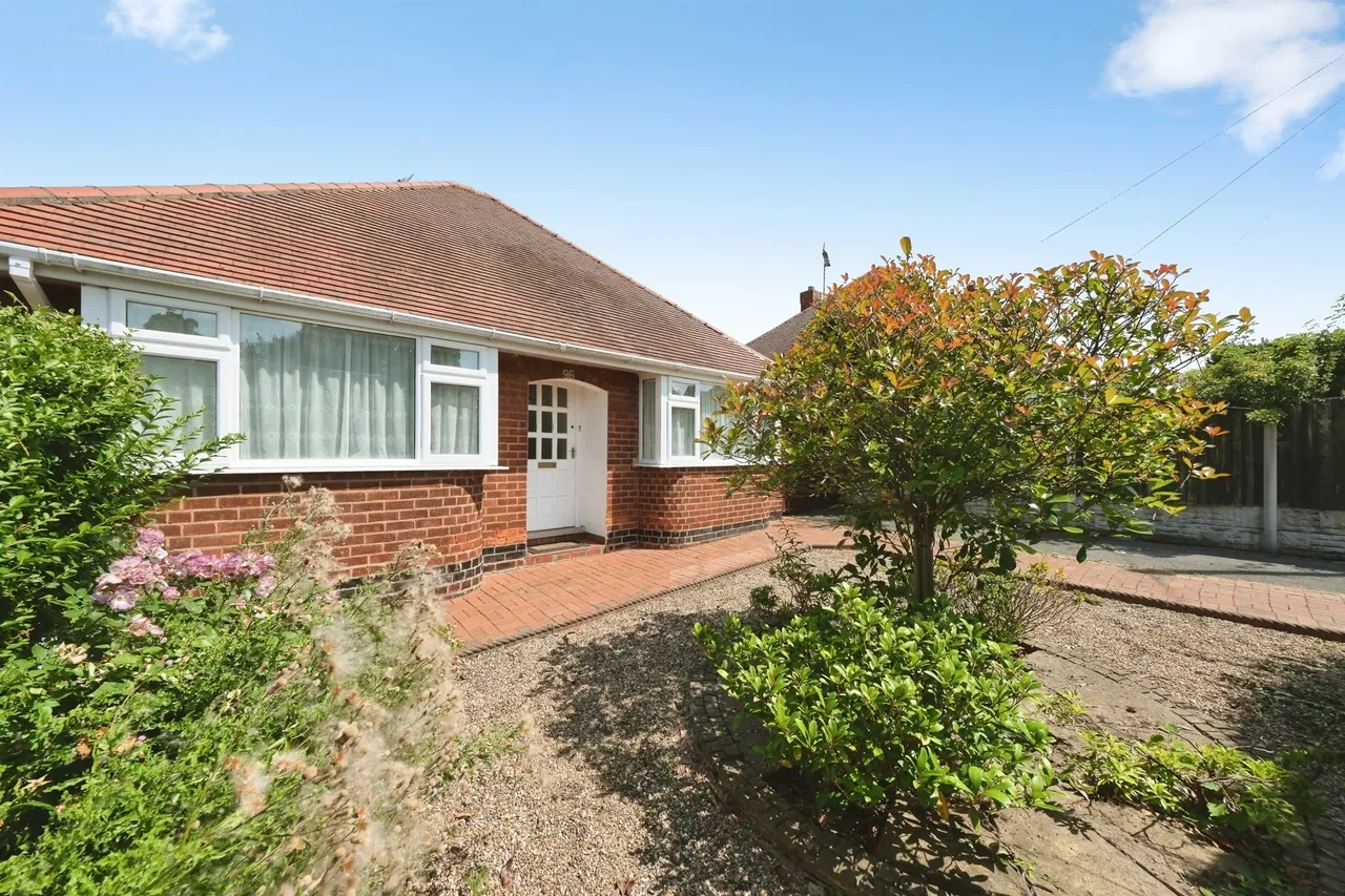 2 bed house for sale, Hobsic Close, Brinsley, NG16