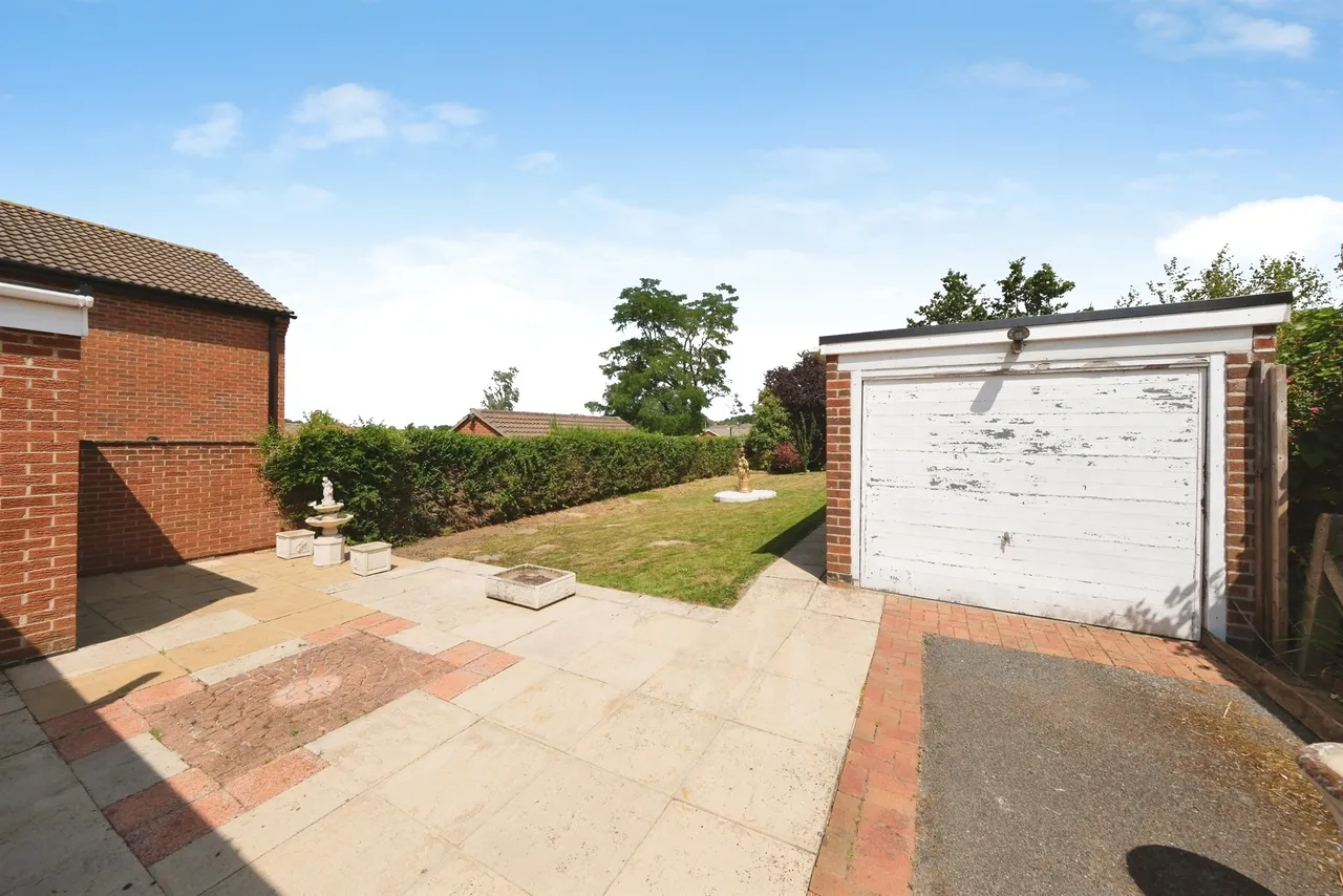 Hobsic Close, Brinsley, NG16, photo 2