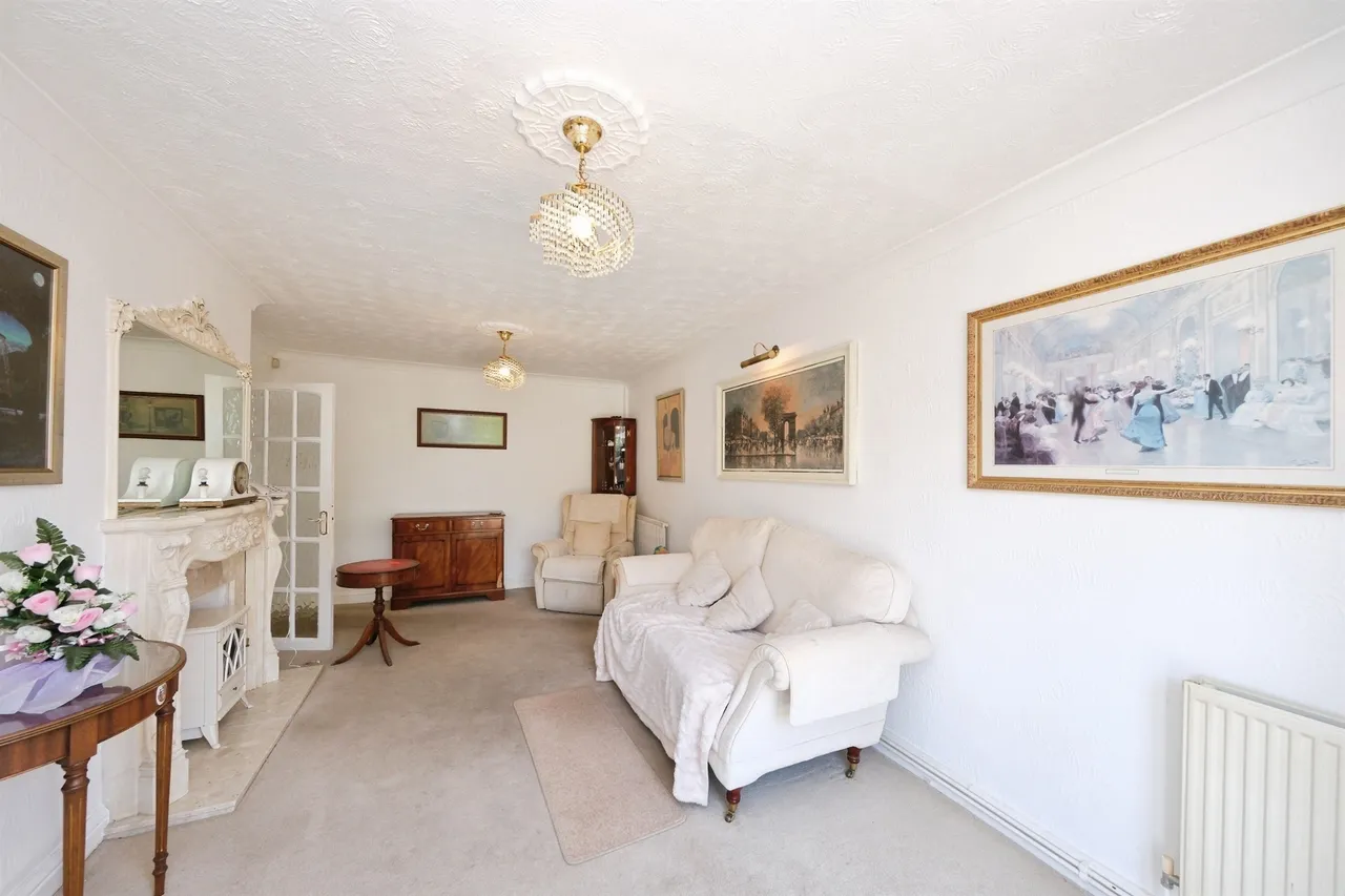 Hobsic Close, Brinsley, NG16, photo 7