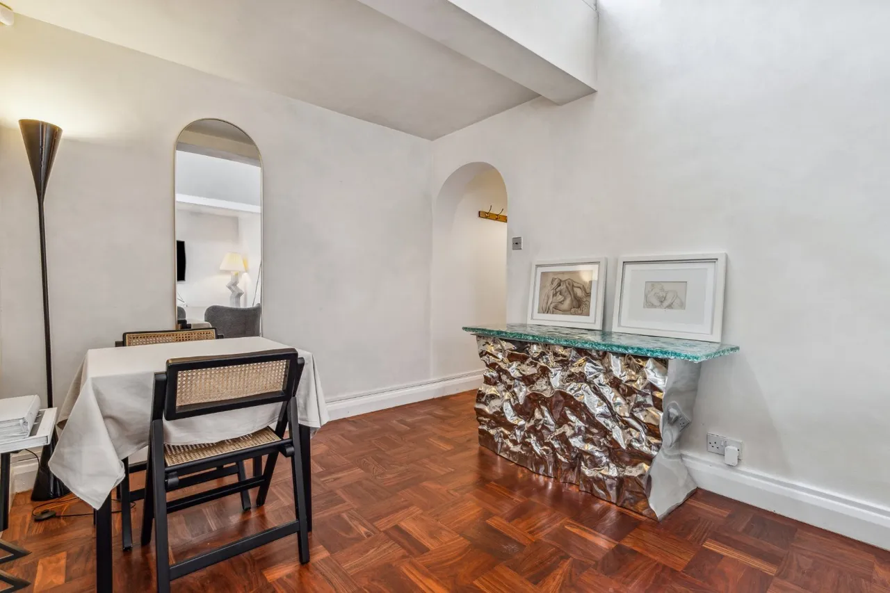 Frogmore, London, SW18, photo 4