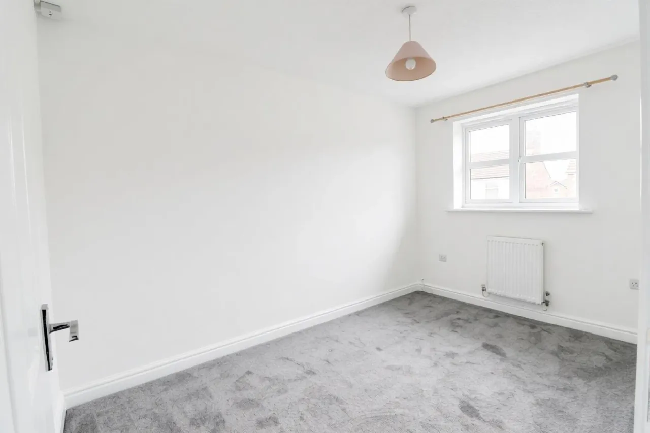 Atholl Avenue, Crewe, photo 13