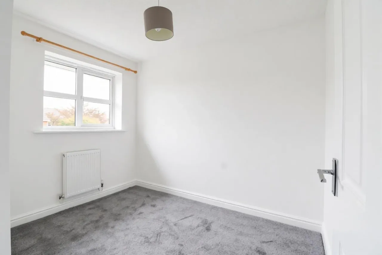 Atholl Avenue, Crewe, photo 11