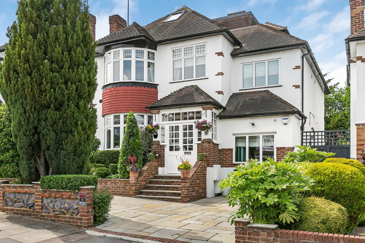 Princes Avenue, photo 5