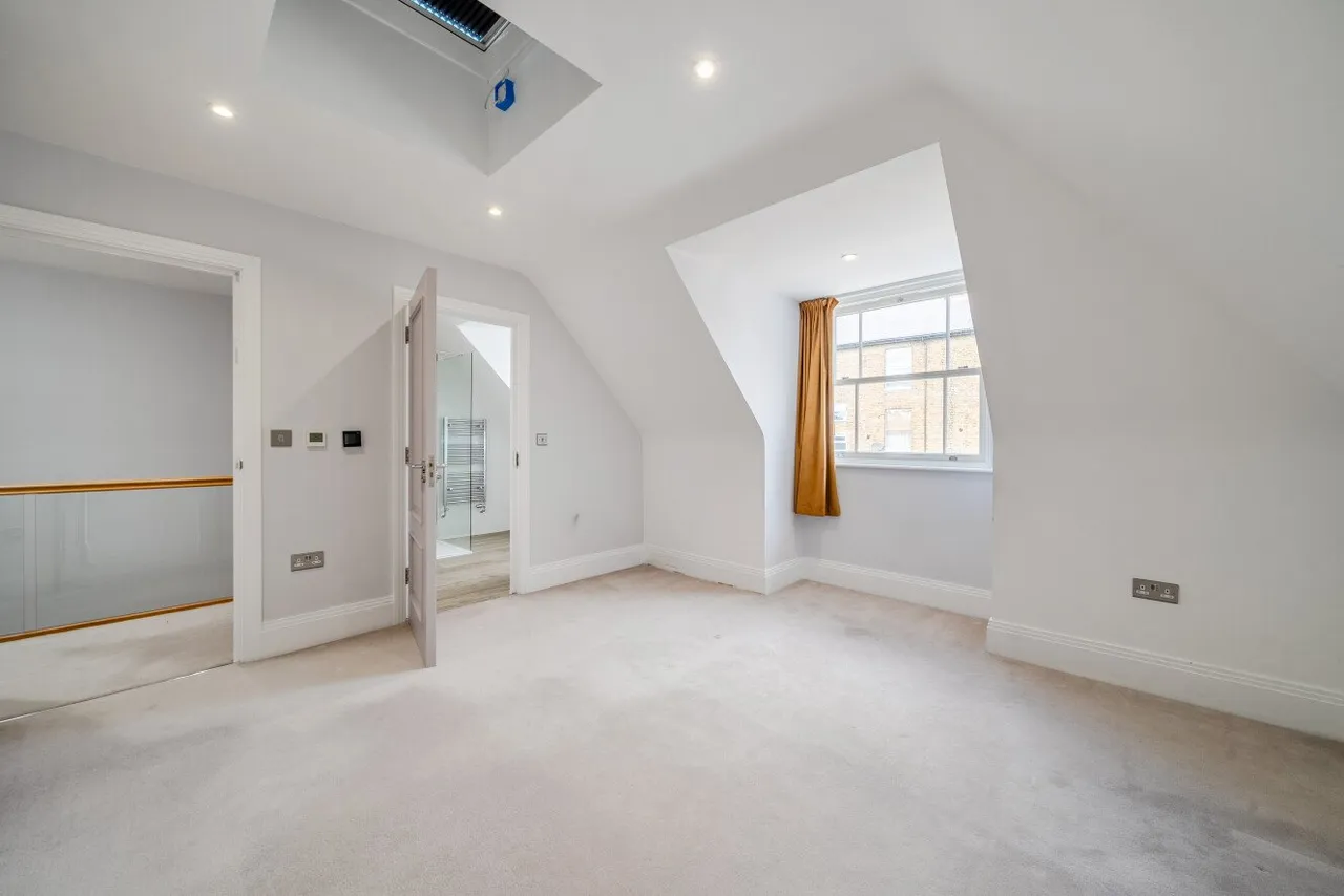 Gunnersbury Mews, Chiswick, W4, photo 10