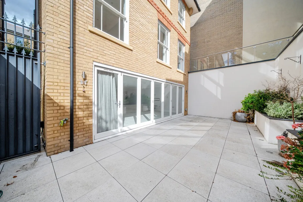 Gunnersbury Mews, Chiswick, W4, photo 5