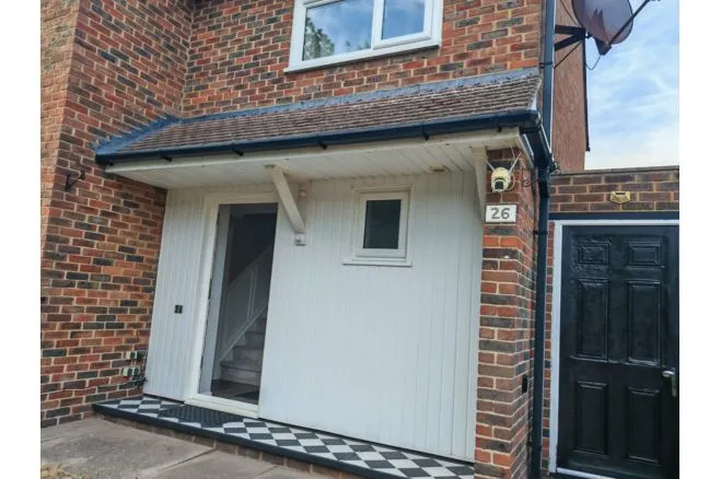 Mansfield Crescent, Bracknell, RG12, photo 2