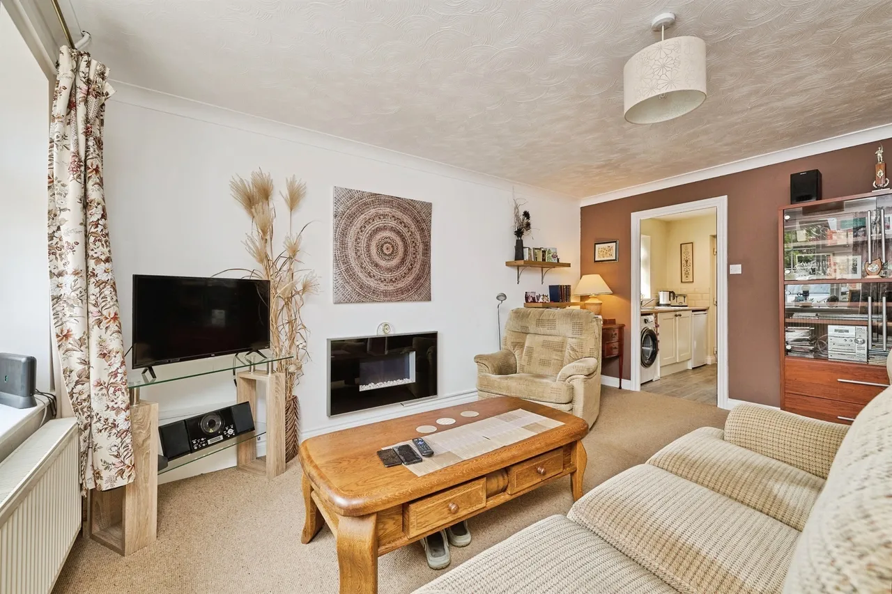 Siddons Close, Peterborough, PE8, photo 3