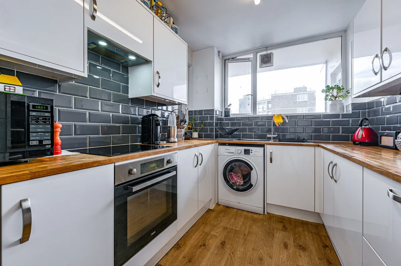 20 Holly Tree House, Brockley Road, London, photo 4