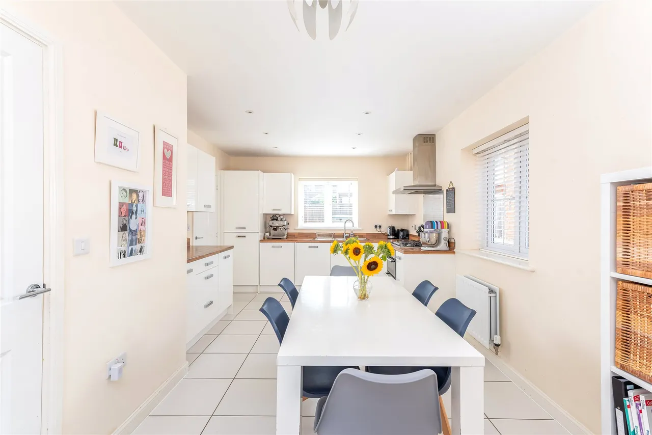 Needlepin Way, Buckingham, MK18, photo 5