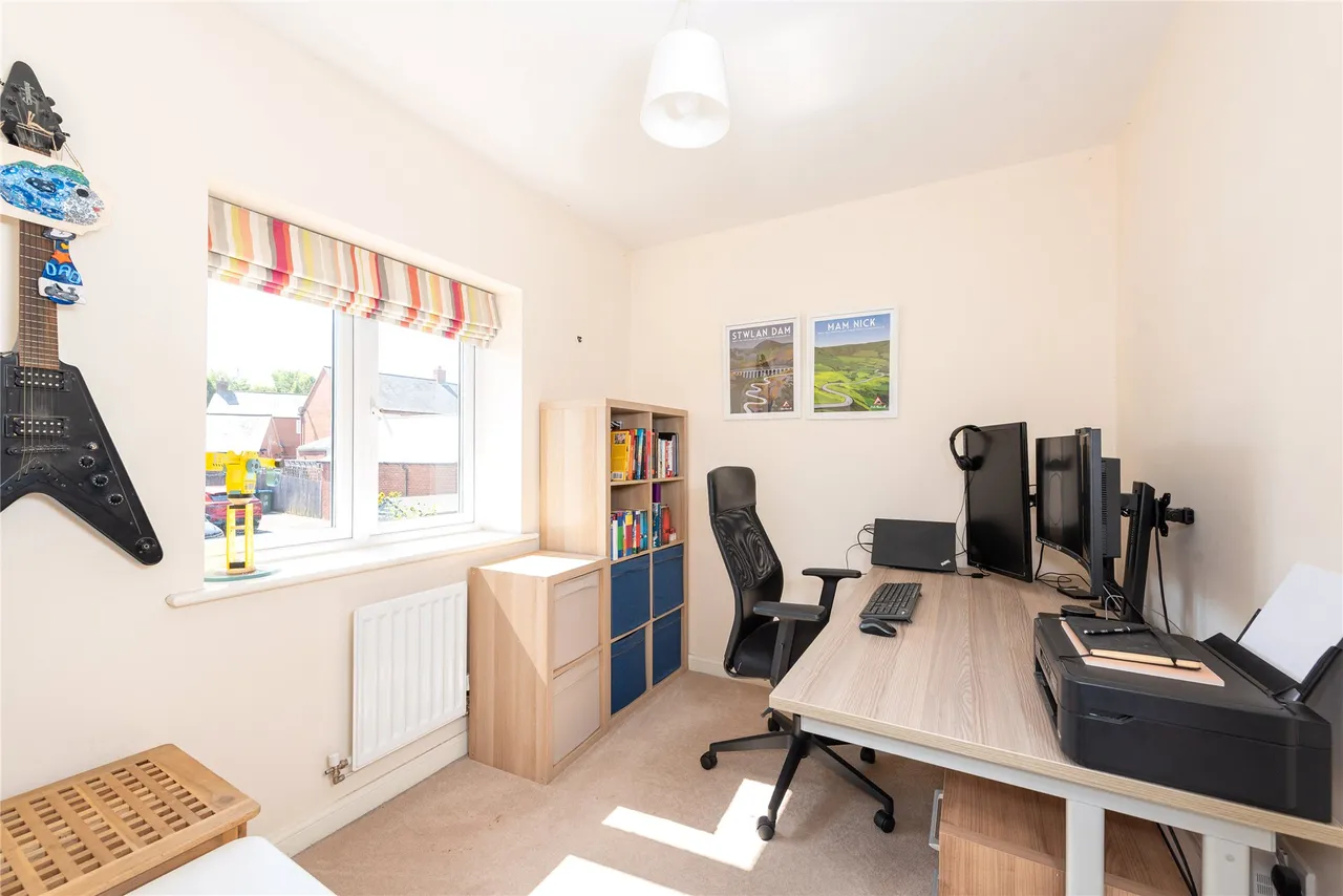 Needlepin Way, Buckingham, MK18, photo 22