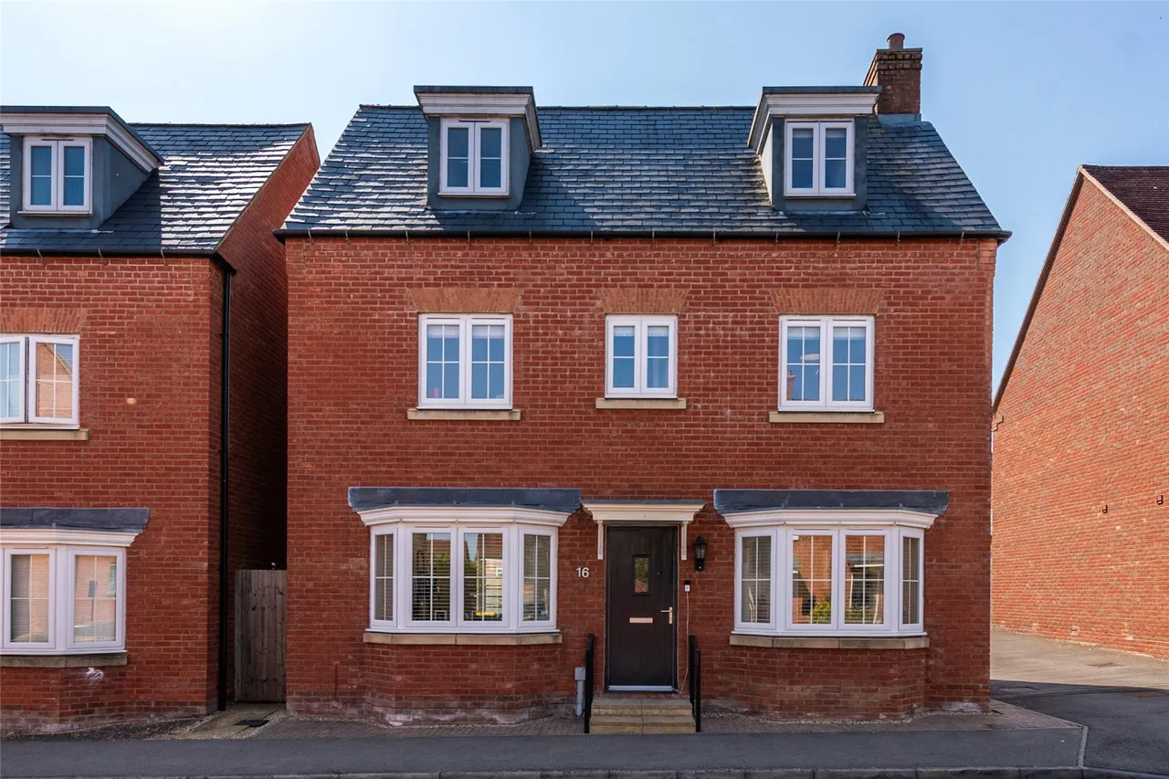 Needlepin Way, Buckingham, MK18, photo 29
