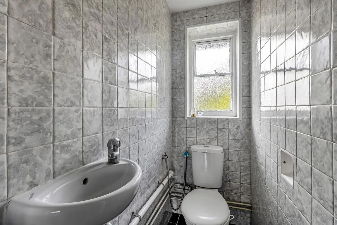 Queens Walk, W5, photo 10