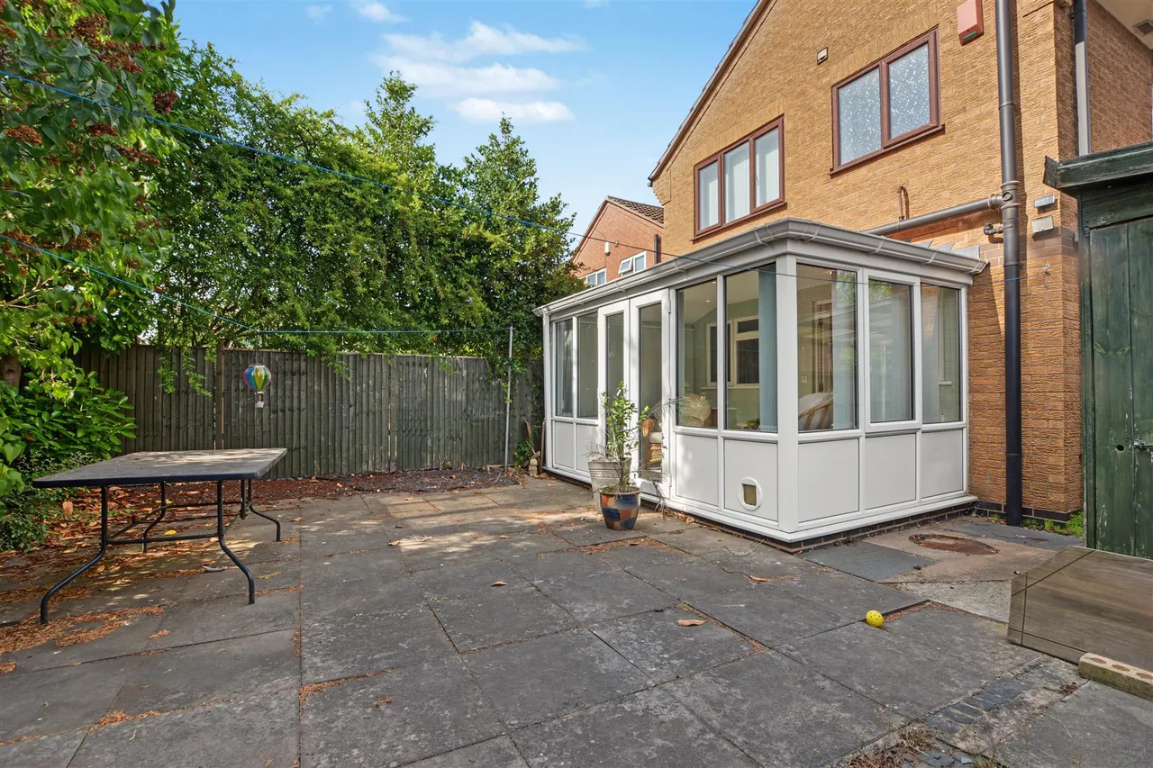 Roman Drive, Nottingham, NG6, photo 4
