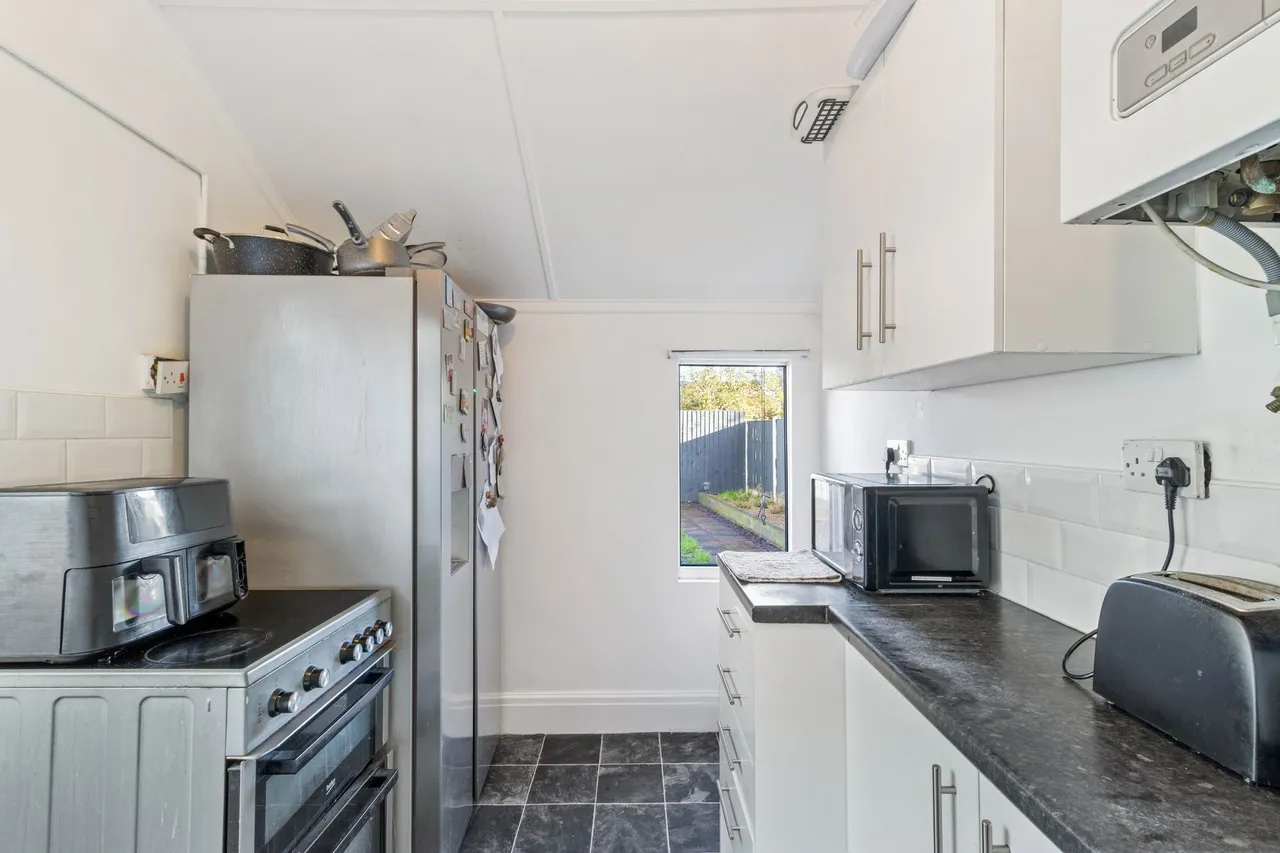 Cawthorne Avenue, Grappenhall, Warrington, Warrington, WA4 2LP, photo 5
