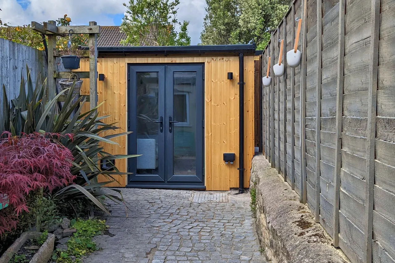 St John Street, Thornbury, photo 12