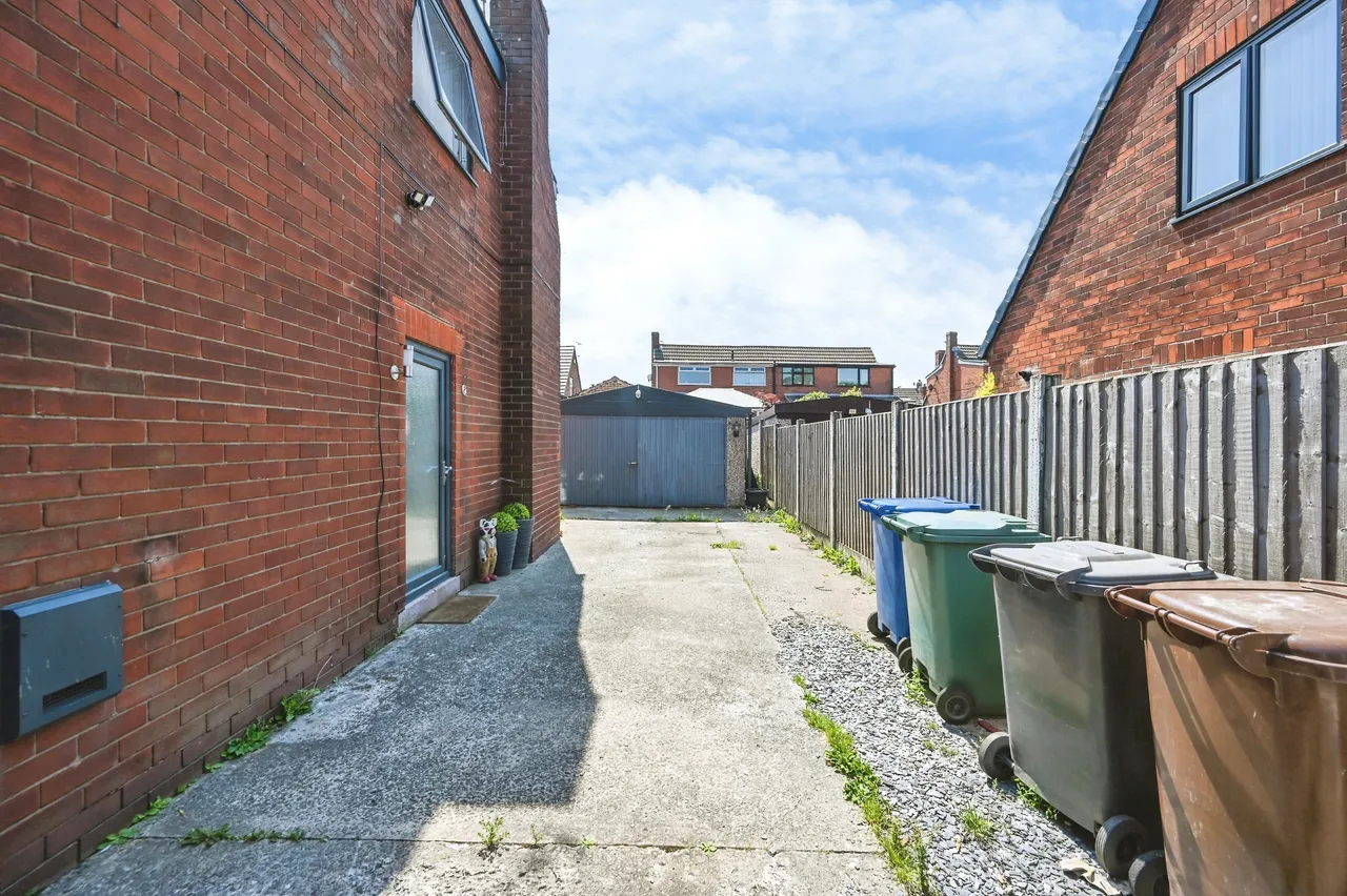 Coppice Drive, Wigan, WN3, photo 11
